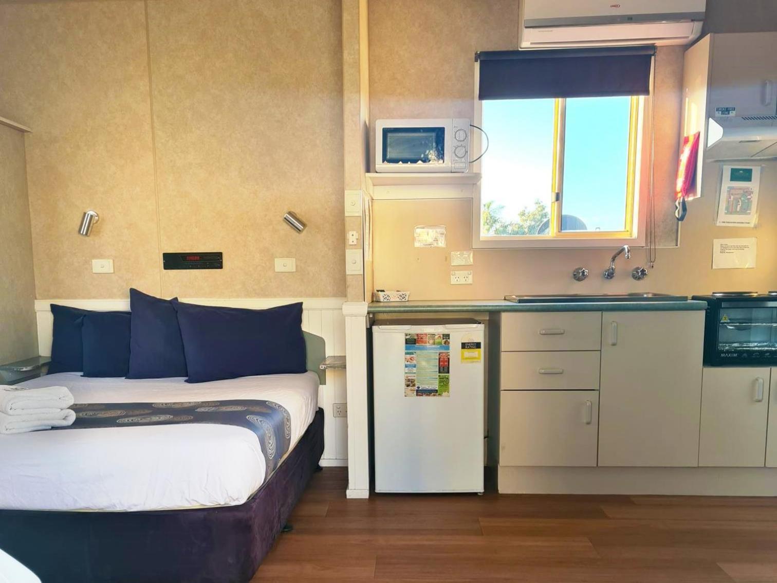 فندق Crestview Tourist Park كوينبيان المظهر الخارجي الصورة